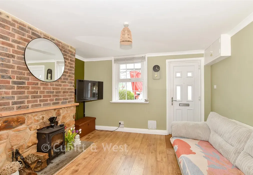 Lounge - Alexandra Road, Uckfield, East Sussex - Wards of Kent