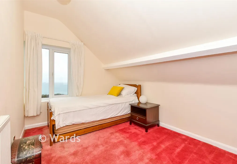 Bedroom 2 - Capel-Le-Ferne, Capel Le Ferne, Folkestone, Kent - Wards of Kent