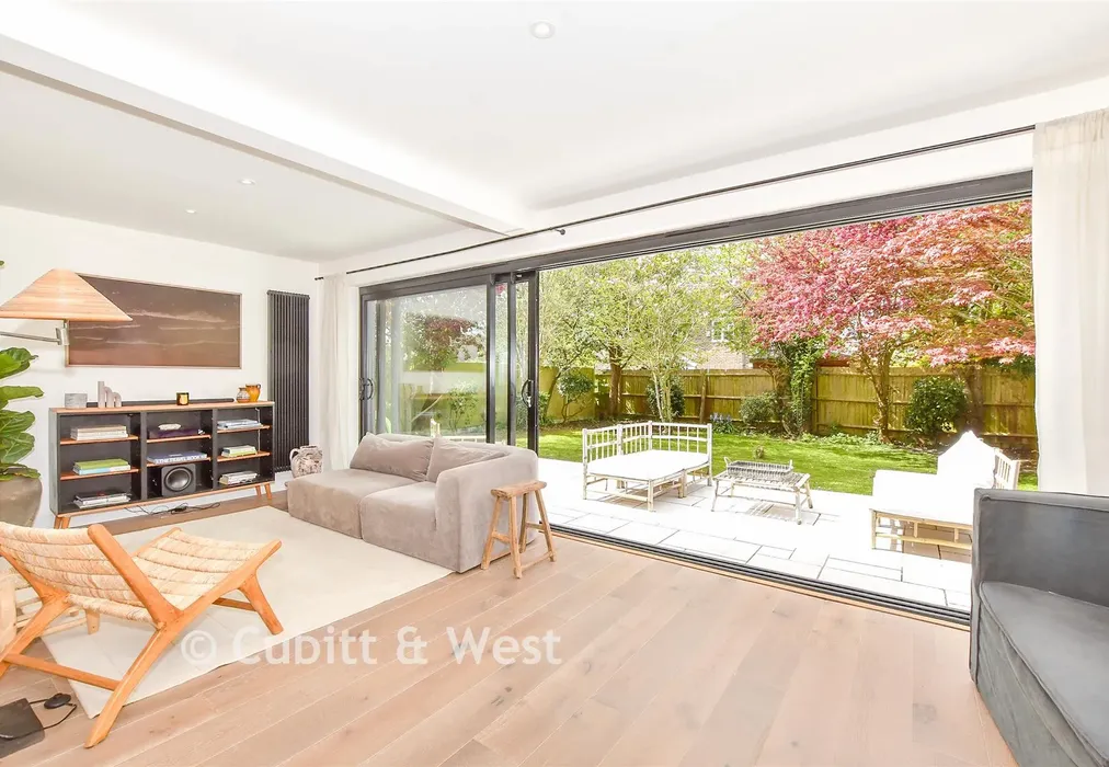 Internal Lifestyle Photograph - Victoria Road, Hayling Island, Hampshire - Wards of Kent