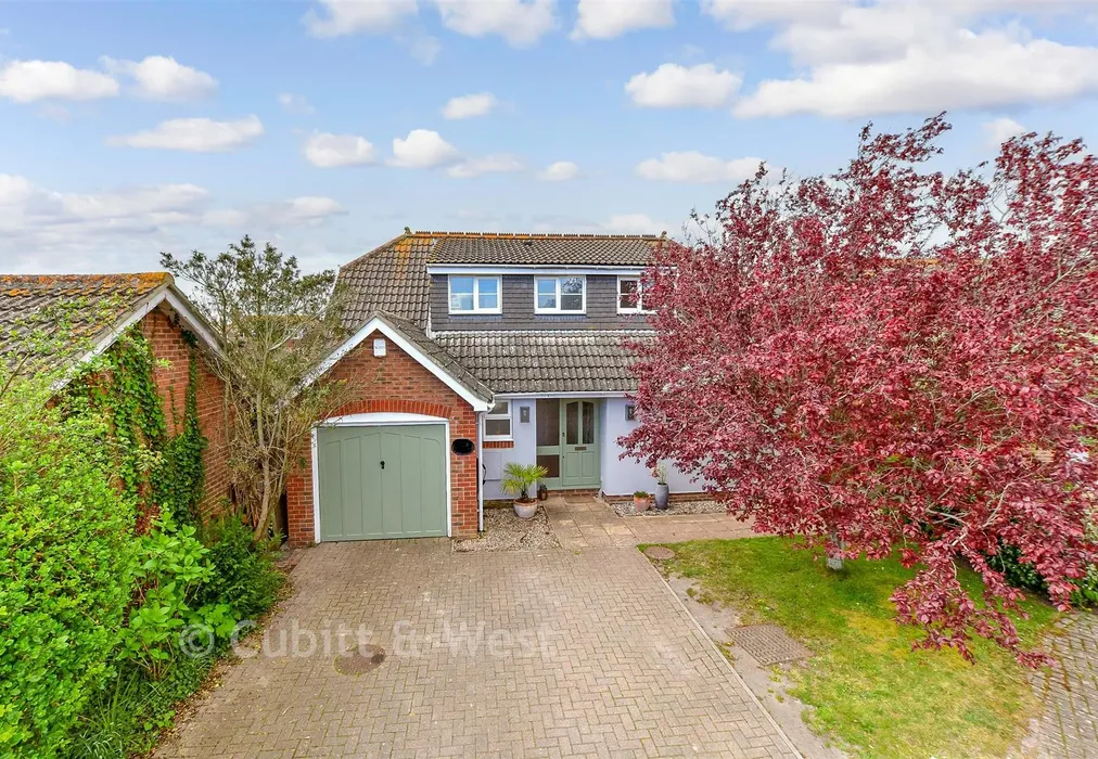 External (Web) 1 - Victoria Road, Hayling Island, Hampshire - Wards of Kent