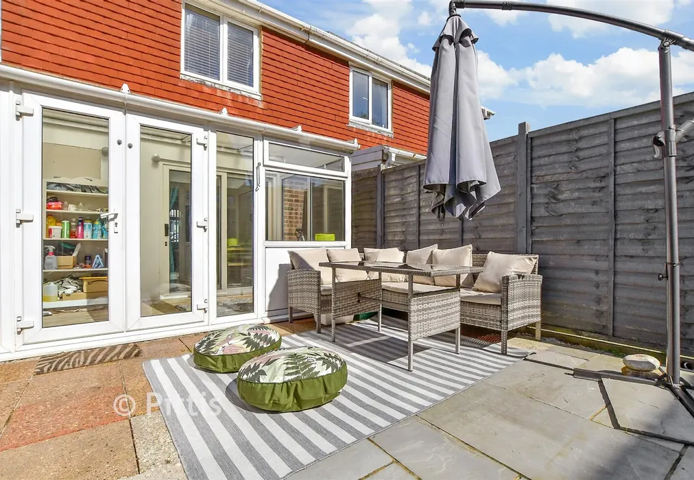 Patio / Decking - Spring Walk, Newport, Isle of Wight - Wards of Kent