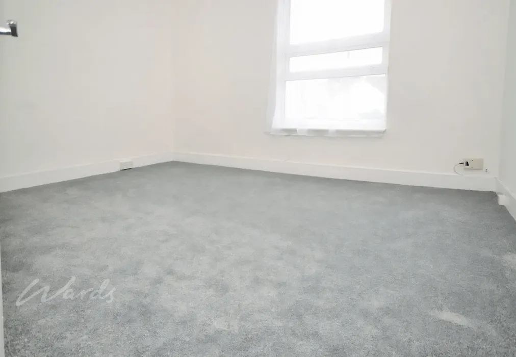 cowper bed 1 - Cowper Road Gillingham ME7 - Wards of Kent