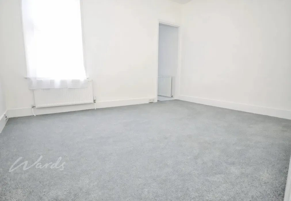 cowper bed 2 - Cowper Road Gillingham ME7 - Wards of Kent