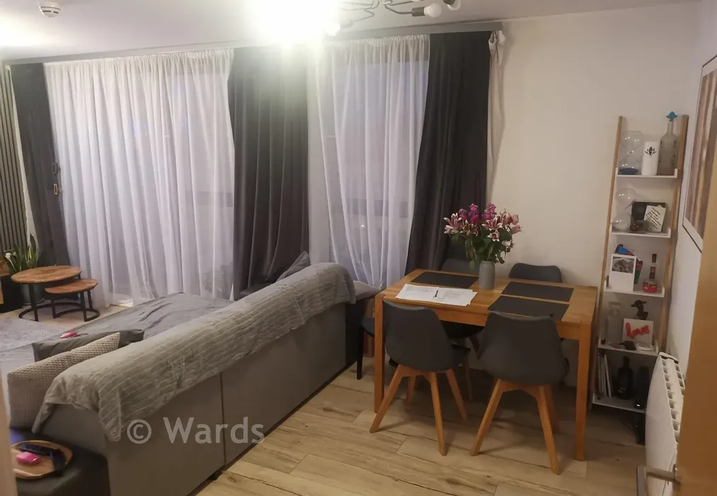 Dining Area - Upper Stone Street, Maidstone, Kent - Wards of Kent