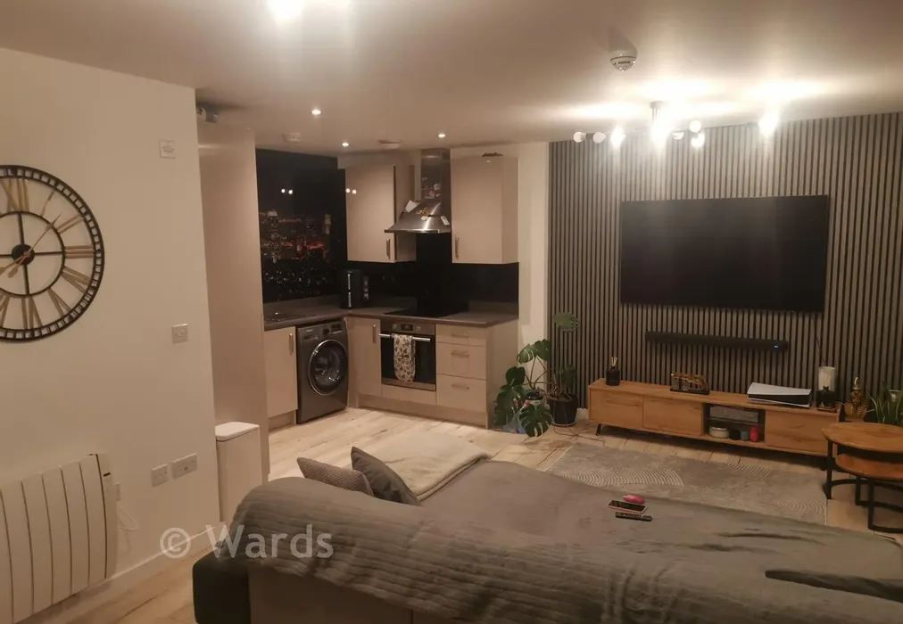 Living/ Kitchen - Upper Stone Street, Maidstone, Kent - Wards of Kent