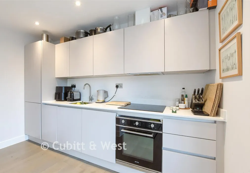Kitchen/Living Room - Warren Road, Reigate, Surrey - Wards of Kent