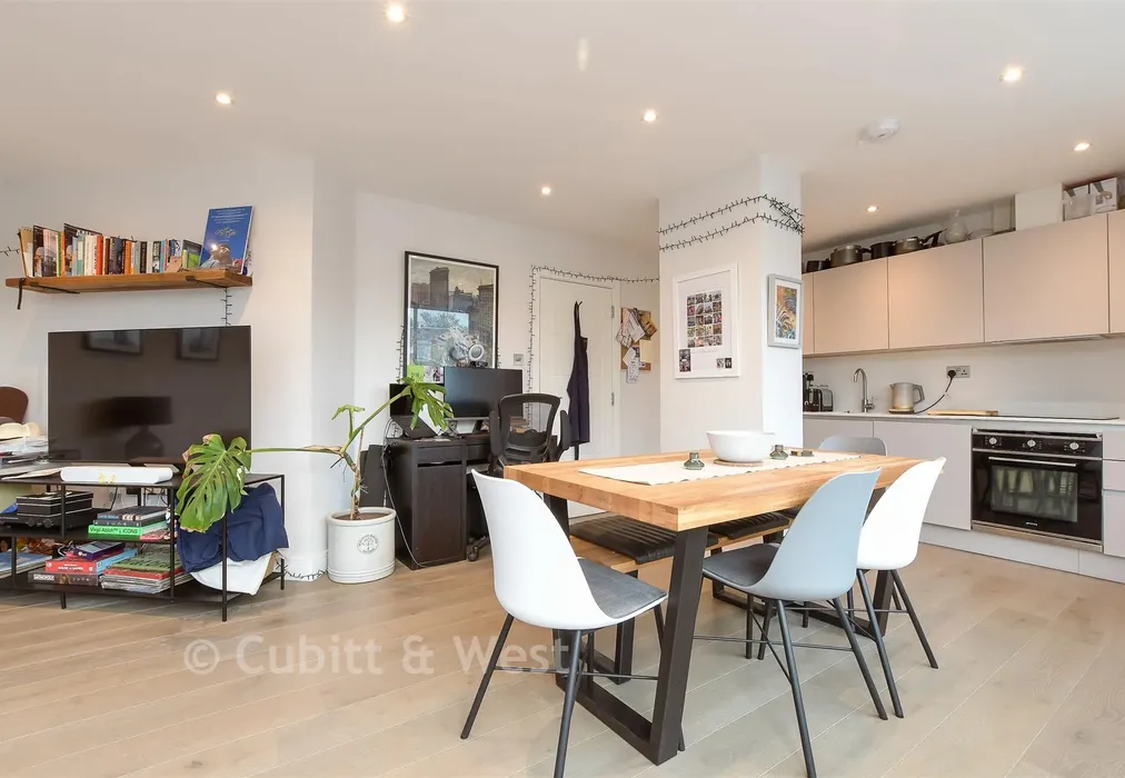 Kitchen/Living Room - Warren Road, Reigate, Surrey - Wards of Kent