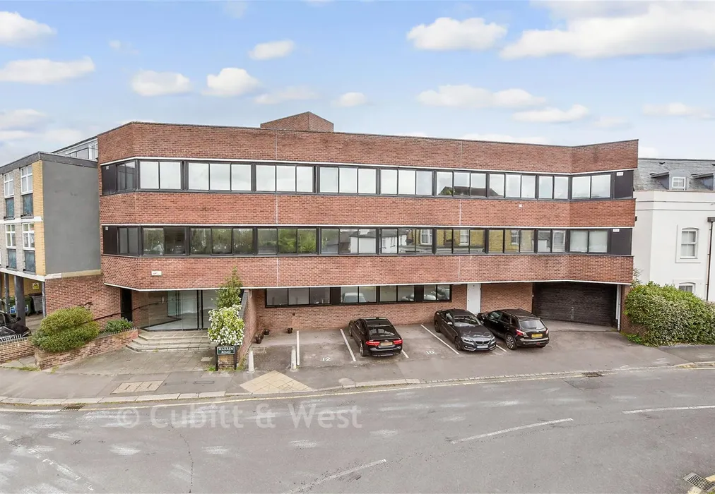 Brochure External Edited - Warren Road, Reigate, Surrey - Wards of Kent
