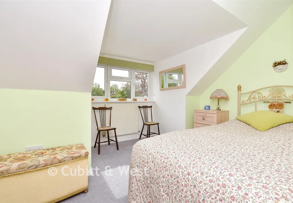 Bedroom 5 - Burford Lane, Epsom, Surrey - Wards of Kent