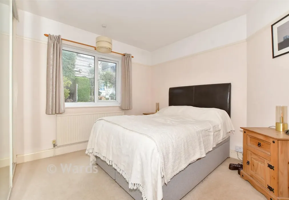 Bedroom 1 - Seabrook Road, Hythe, Kent - Wards of Kent
