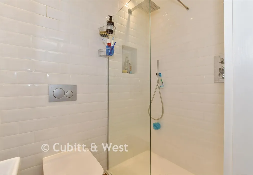 En-Suite Shower Room - Five Oaks Road, Slinfold, Horsham, West Sussex - Wards of Kent