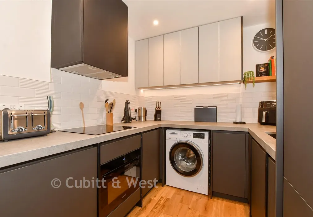 Kitchen - Linfield Lane, Ashington, West Sussex - Wards of Kent