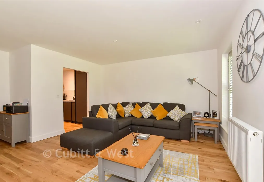 Lounge/Diner - Linfield Lane, Ashington, West Sussex - Wards of Kent