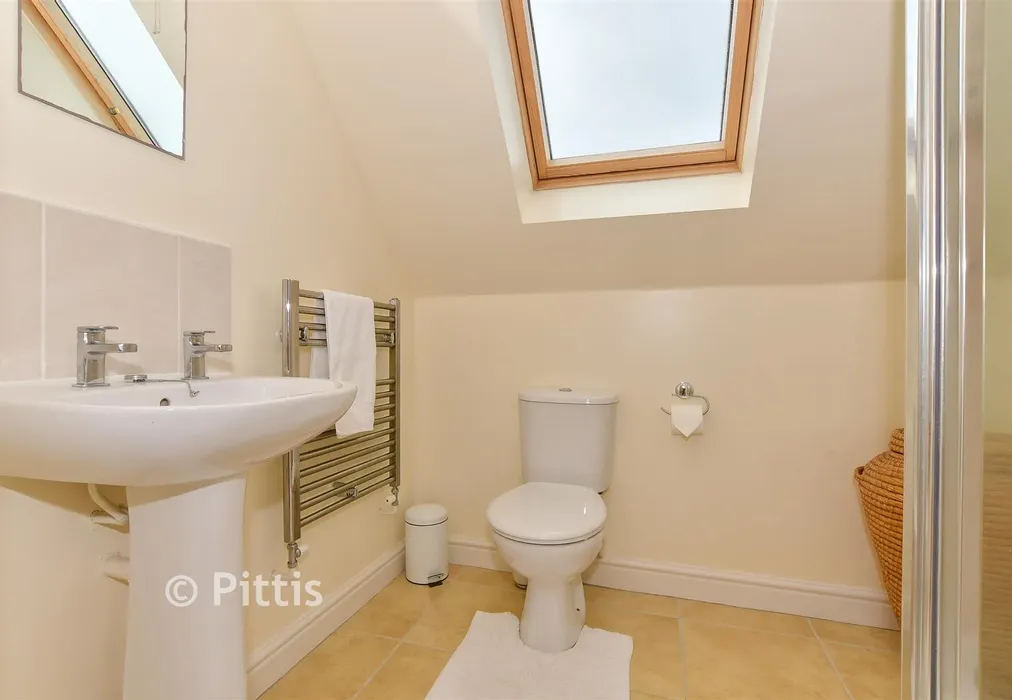 En-Suite Shower Room - Preston Road, Bembridge, Isle of Wight - Wards of Kent