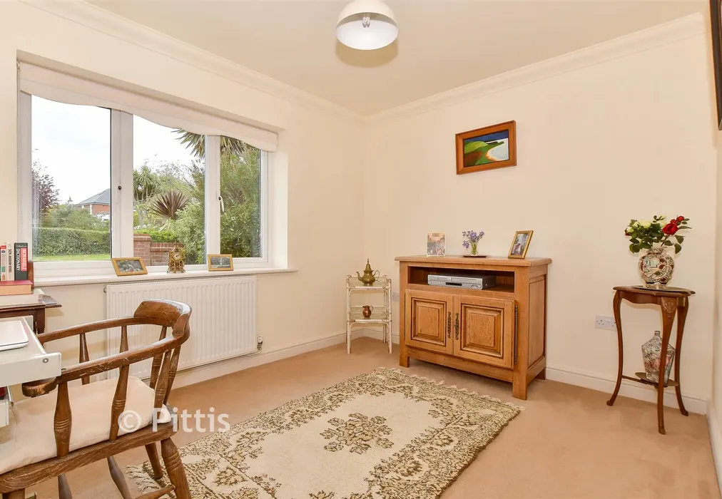 Dining Room - Preston Road, Bembridge, Isle of Wight - Wards of Kent