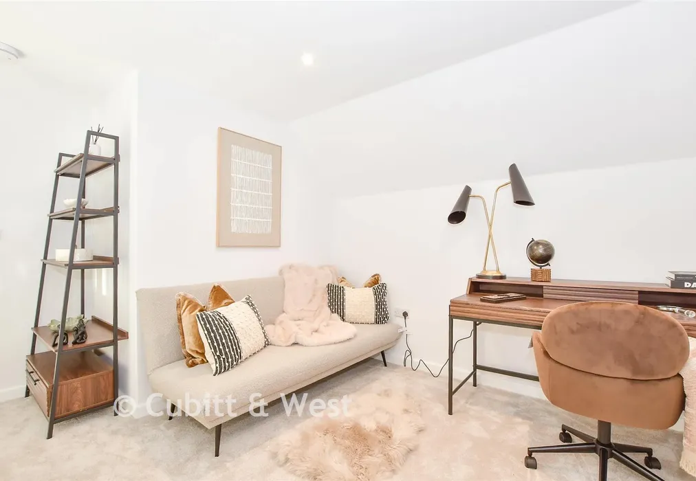 Mezzanine - Prospect House, Outwood Lane, Chipstead, Surrey - Wards of Kent