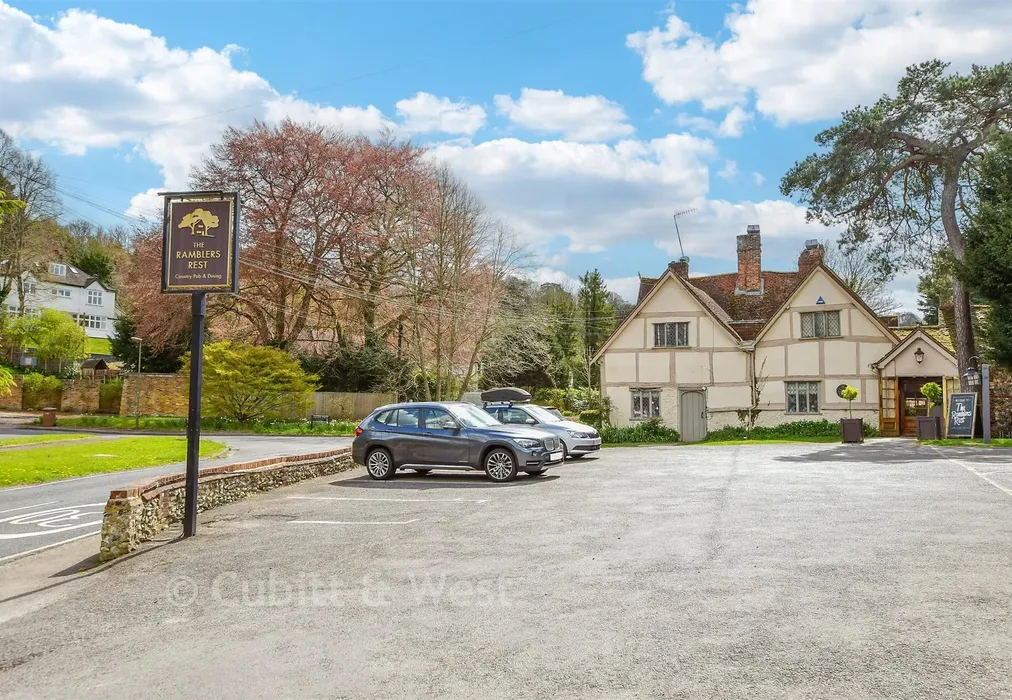 Surrounding Area - Prospect House, Outwood Lane, Chipstead, Surrey - Wards of Kent