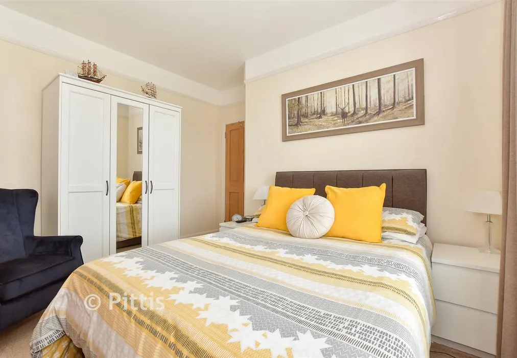 Bedroom 2 - Little Preston Road, Ryde, Isle of Wight - Wards of Kent