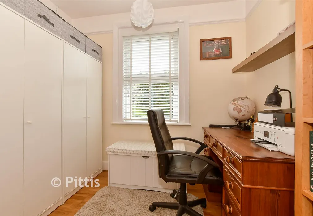 Bedroom 3 - Little Preston Road, Ryde, Isle of Wight - Wards of Kent