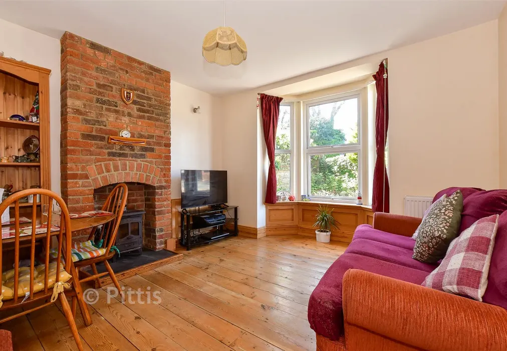 Lounge - Marlborough Road, Elmfield, Ryde, Isle of Wight - Wards of Kent