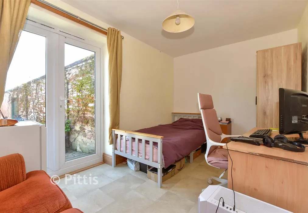 Garden Room - Marlborough Road, Elmfield, Ryde, Isle of Wight - Wards of Kent