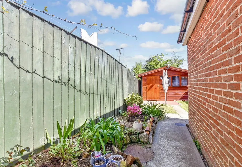 Rear Garden - Marlborough Road, Elmfield, Ryde, Isle of Wight - Wards of Kent