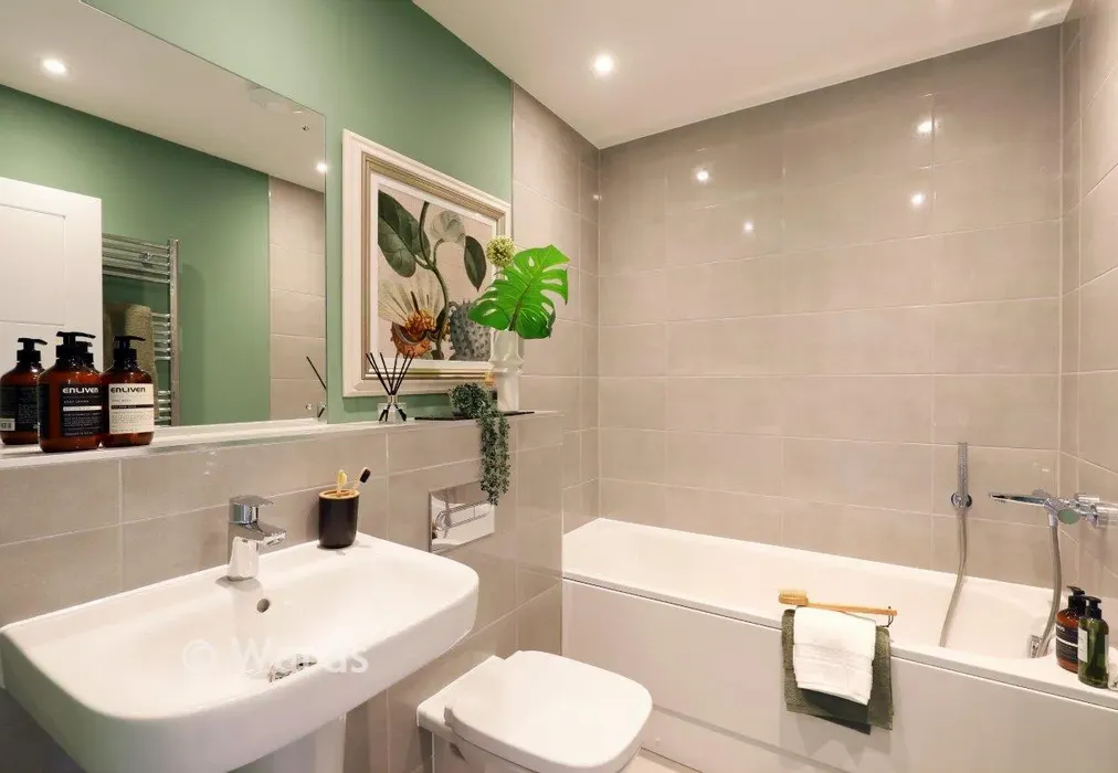 Bathroom - The Locke, Scholars Place, Dunlin Walk, Iwade, Sittingbourne, Kent - Wards of Kent