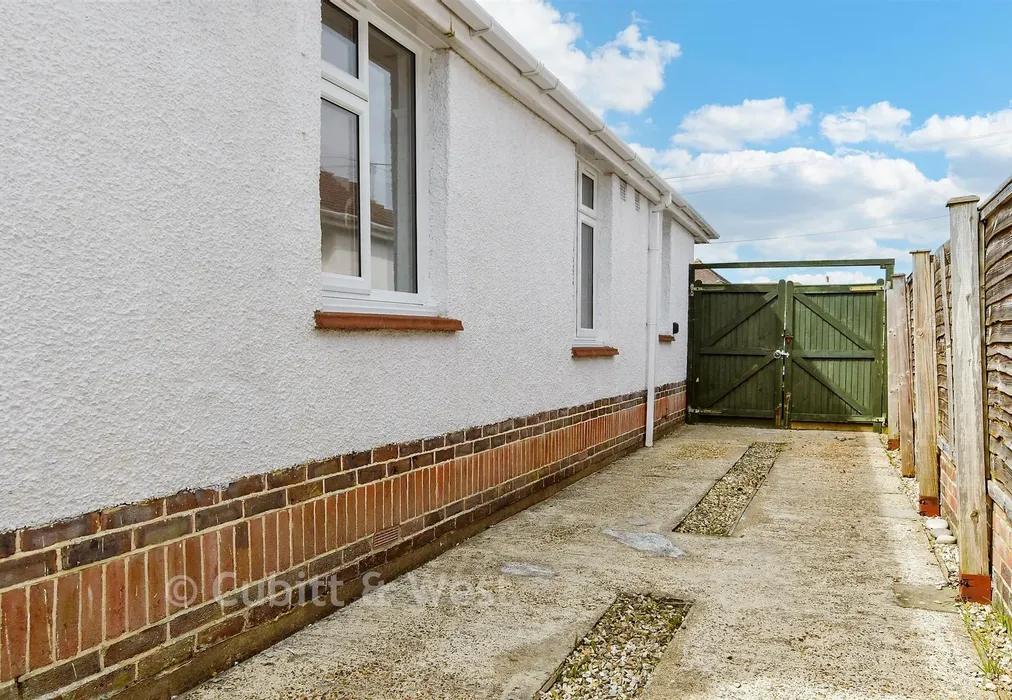 Driveway/Parking - Amberley Road, Rustington, West Sussex - Wards of Kent