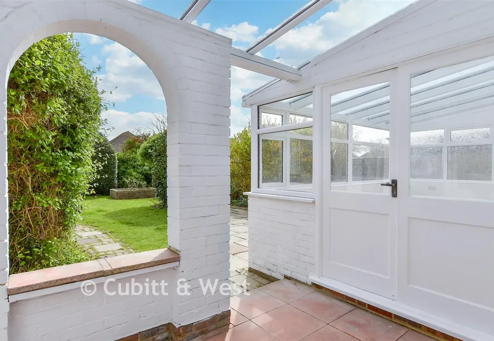 External Feature - Amberley Road, Rustington, West Sussex - Wards of Kent