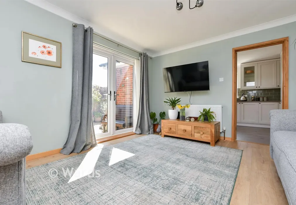 Lounge - Mill Road, Deal, Kent - Wards of Kent