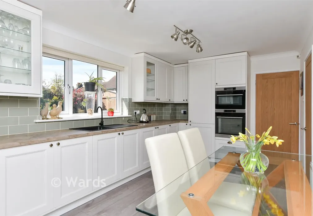 Kitchen - Mill Road, Deal, Kent - Wards of Kent