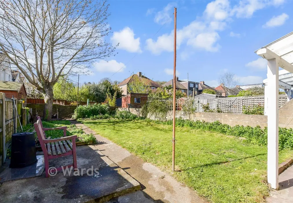 Rear Garden - Elms Vale Road, Dover, Kent - Wards of Kent