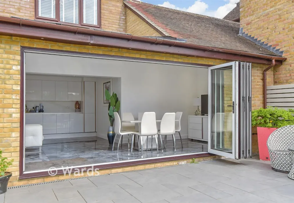 External Feature - Hailstone Close, Tonbridge, Kent - Wards of Kent