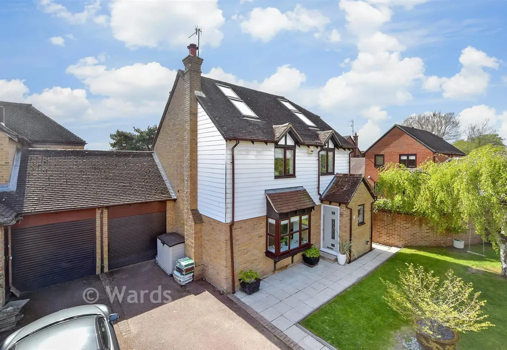 External (Web) - Hailstone Close, Tonbridge, Kent - Wards of Kent
