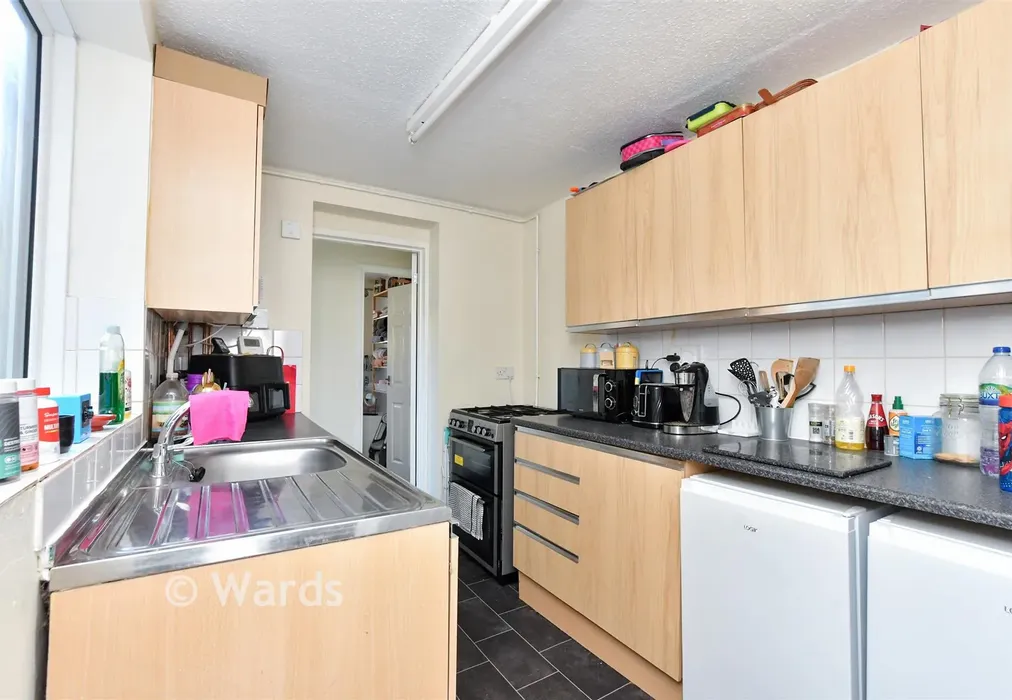 Kitchen - Coombe Valley Road, Dover, Kent - Wards of Kent
