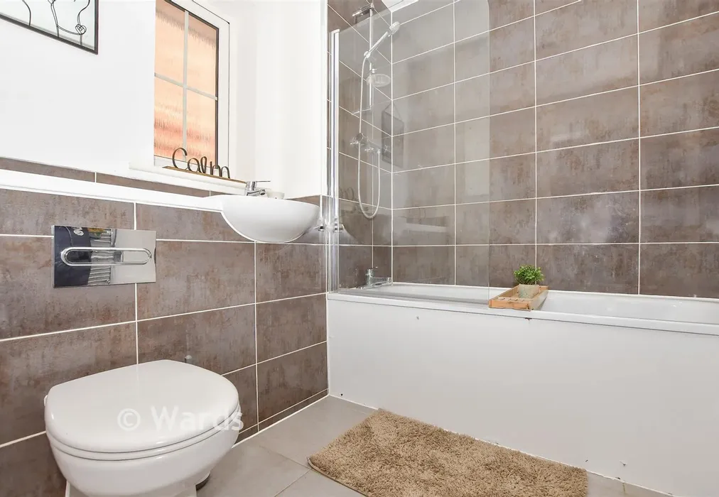 Bathroom - Bramble Close, Coxheath, Maidstone, Kent - Wards of Kent