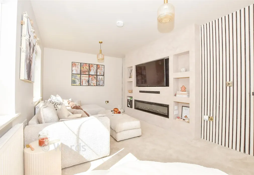 Lounge - Bramble Close, Coxheath, Maidstone, Kent - Wards of Kent