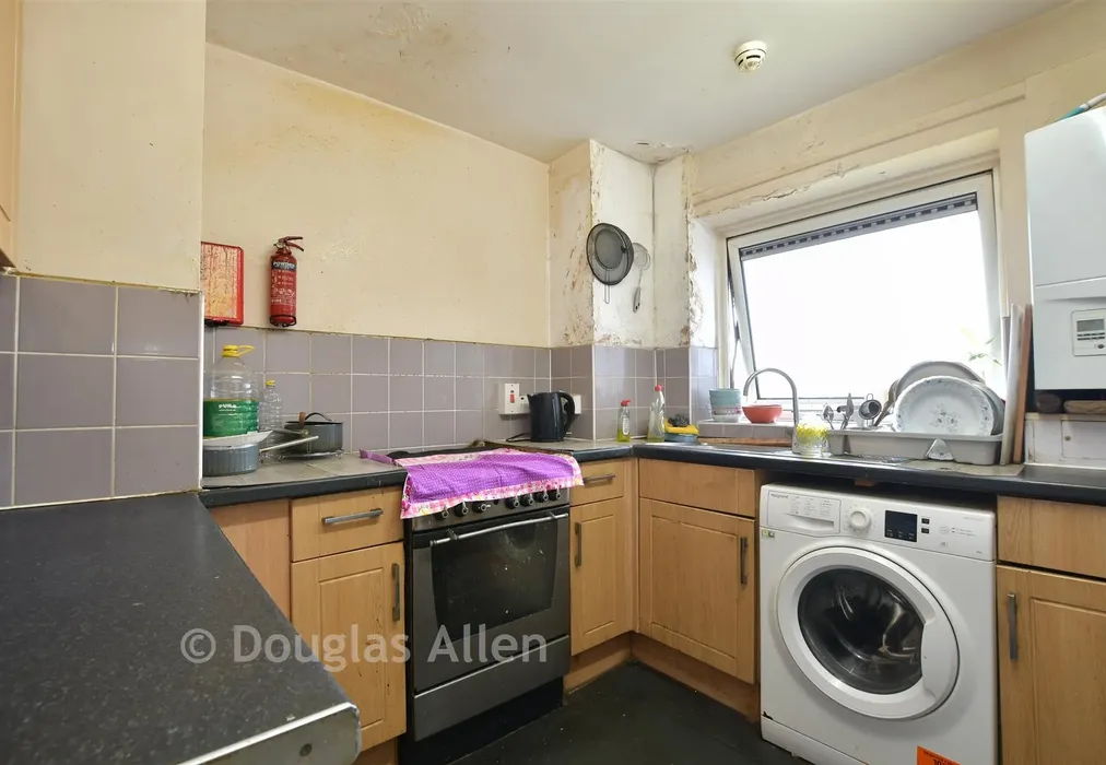 Kitchen - Windsor Road, Ilford - Wards of Kent