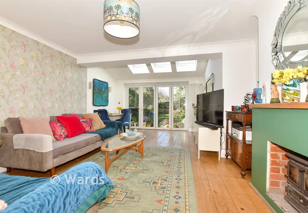 Lounge - Shorncliffe Road, Folkestone, Kent - Wards of Kent