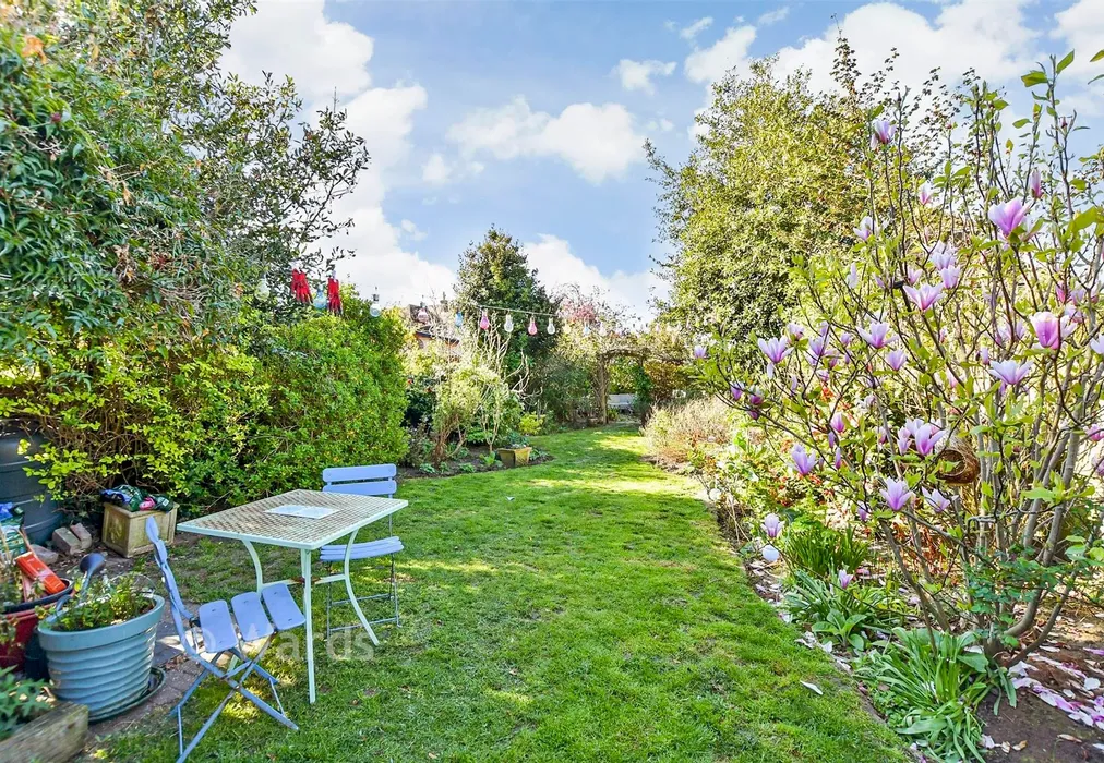 Rear Garden - Shorncliffe Road, Folkestone, Kent - Wards of Kent
