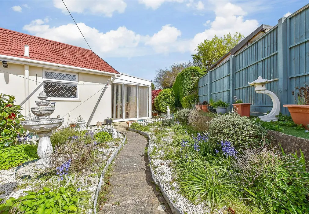Rear Garden - Redoubt Way, Dymchurch, Romney Marsh, Kent - Wards of Kent