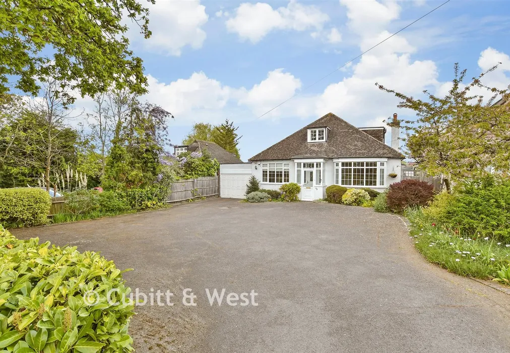 Driveway/Parking - Woodmere Avenue, Shirley, Croydon, Surrey - Wards of Kent