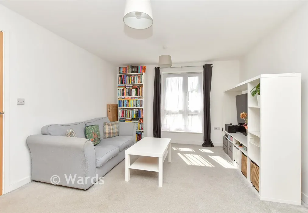 Lounge - Church Street, Sittingbourne, Kent - Wards of Kent
