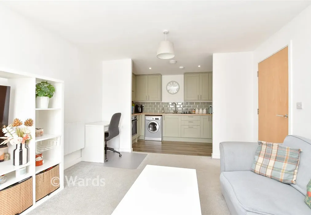 Lounge - Church Street, Sittingbourne, Kent - Wards of Kent