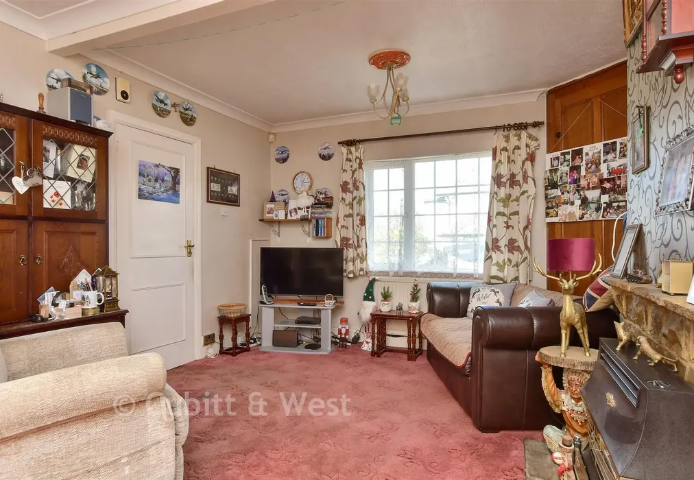 Lounge - Ladies Mile Road, Brighton, Patcham, East Sussex - Wards of Kent