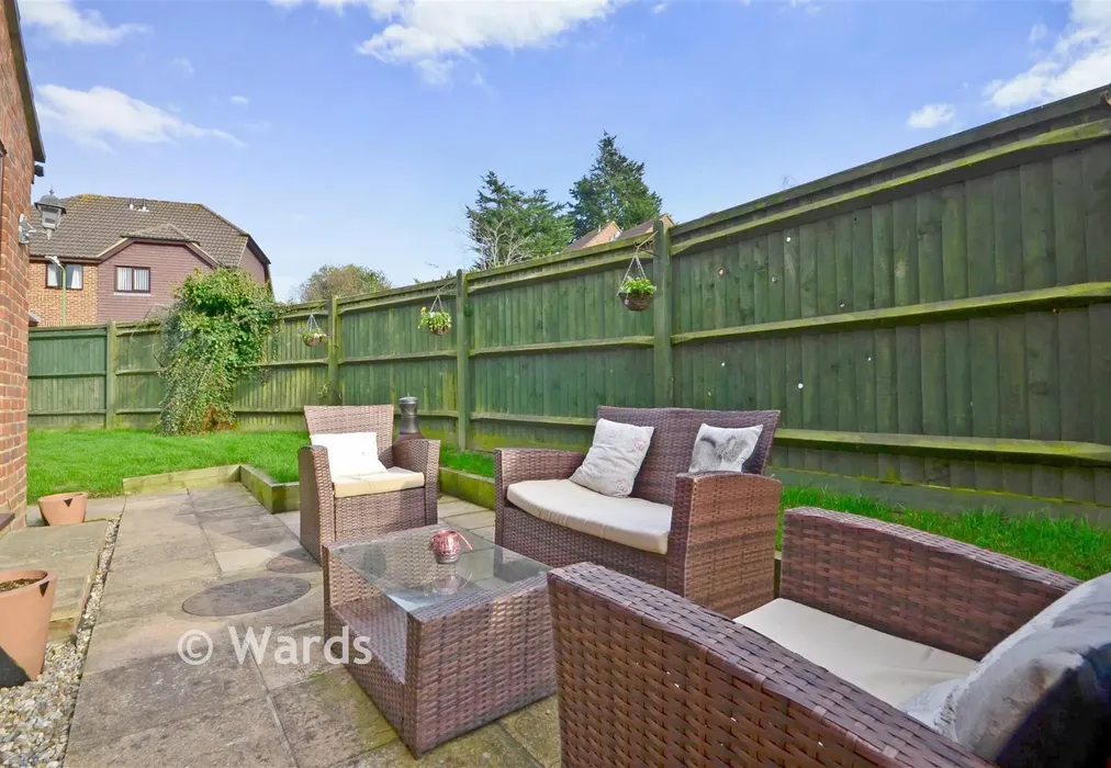 Patio Area - Jarvis Place, St Michaels, Tenterden, Kent - Wards of Kent