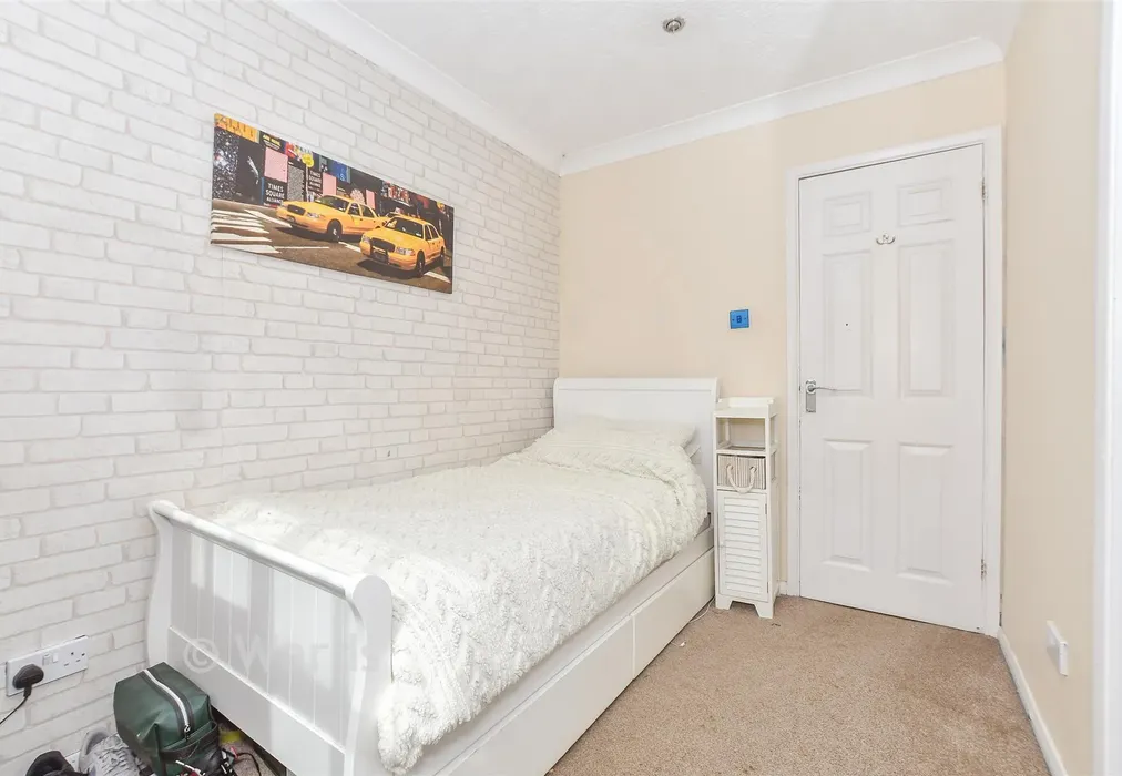Bedroom 4 - Jarvis Place, St Michaels, Tenterden, Kent - Wards of Kent