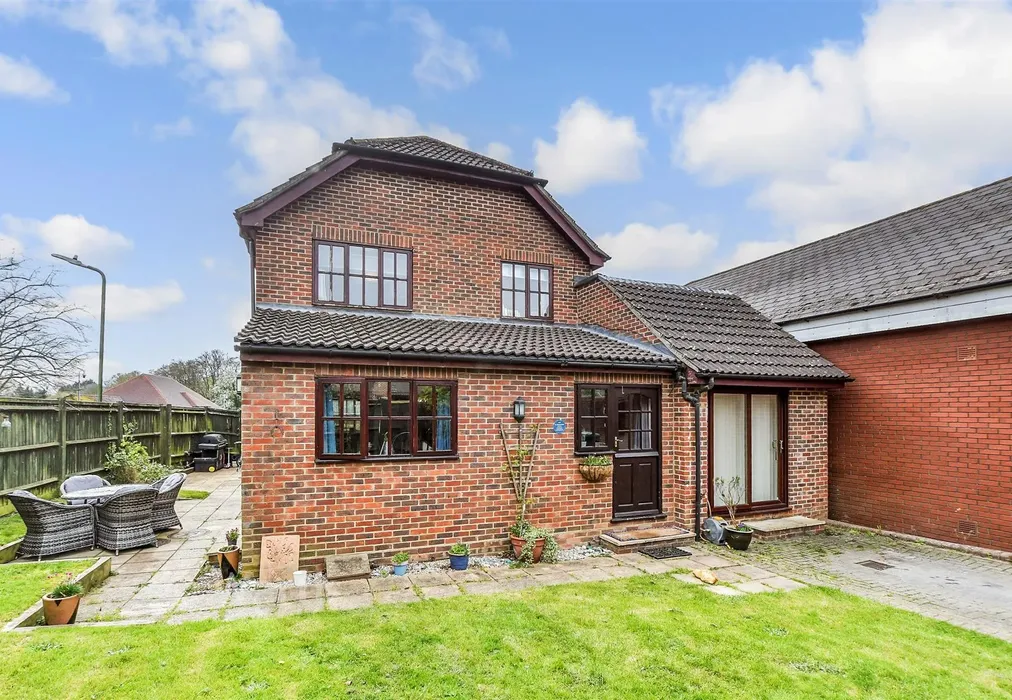 Rear Elevation - Jarvis Place, St Michaels, Tenterden, Kent - Wards of Kent