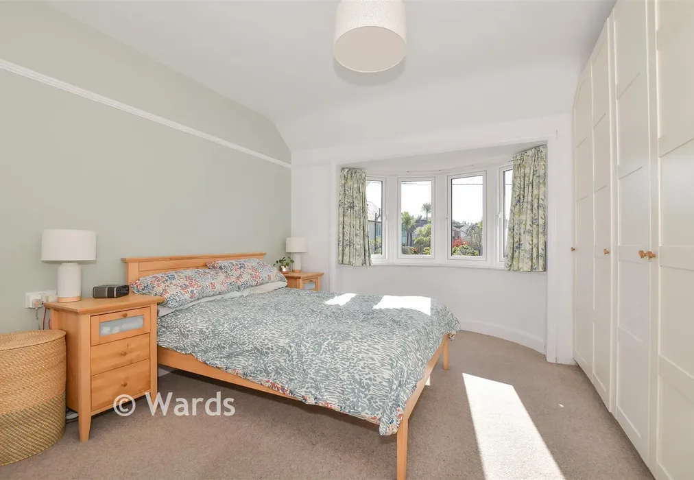 Bedroom 1 - Old Bridge Road, Whitstable, Kent - Wards of Kent