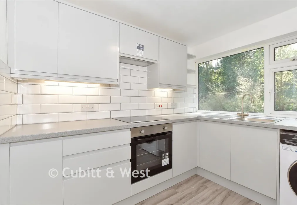 Kitchen - Beechwood Road, Caterham, Surrey - Wards of Kent